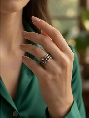 Vintage 925 Sterling Silver 3 Row Orbit Ring with Lucky 7 Crystals Sparkling